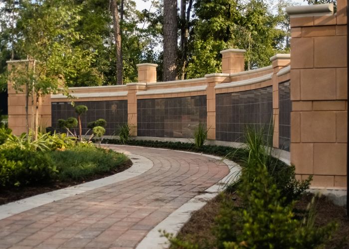 Sidewalks & Walkways Sidewalks & Walkways